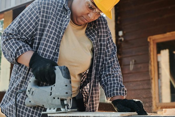 Creating a Bumblebee Paradise: Designing a Garden to Welcome and Nurture UK Native Bees